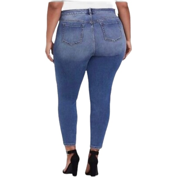 Torrid Denim Jeans Skinny Hi-Rise Medium Blue Wash 5 Pocket - Picture 2 of 14